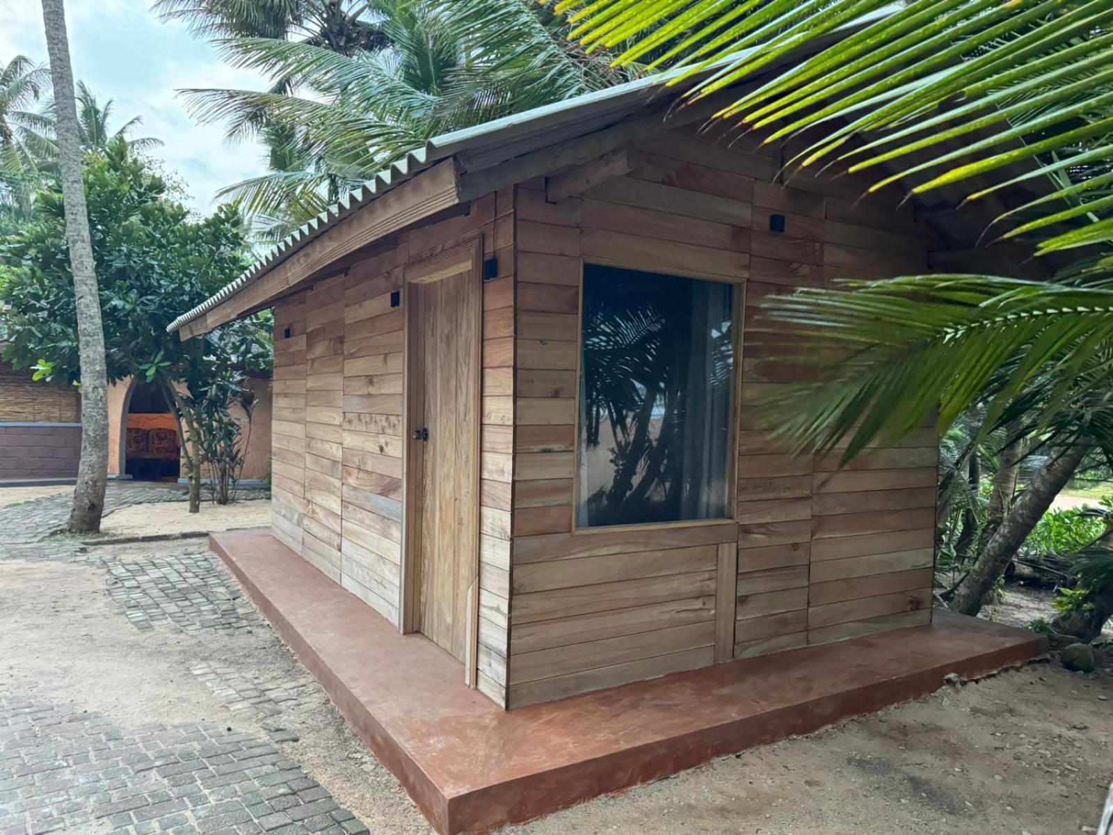 Hotel Coconut Bar Bentota Exterior foto